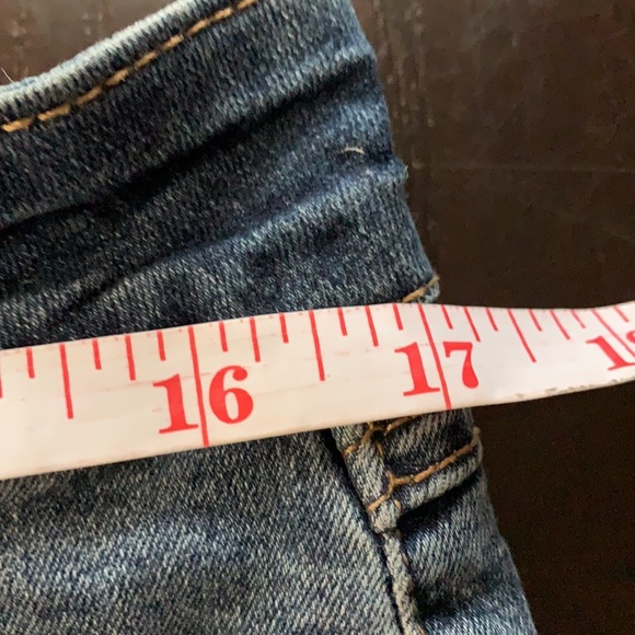 Signature Studio Jeans, Size 16 NWOT - Picture 10 of 11